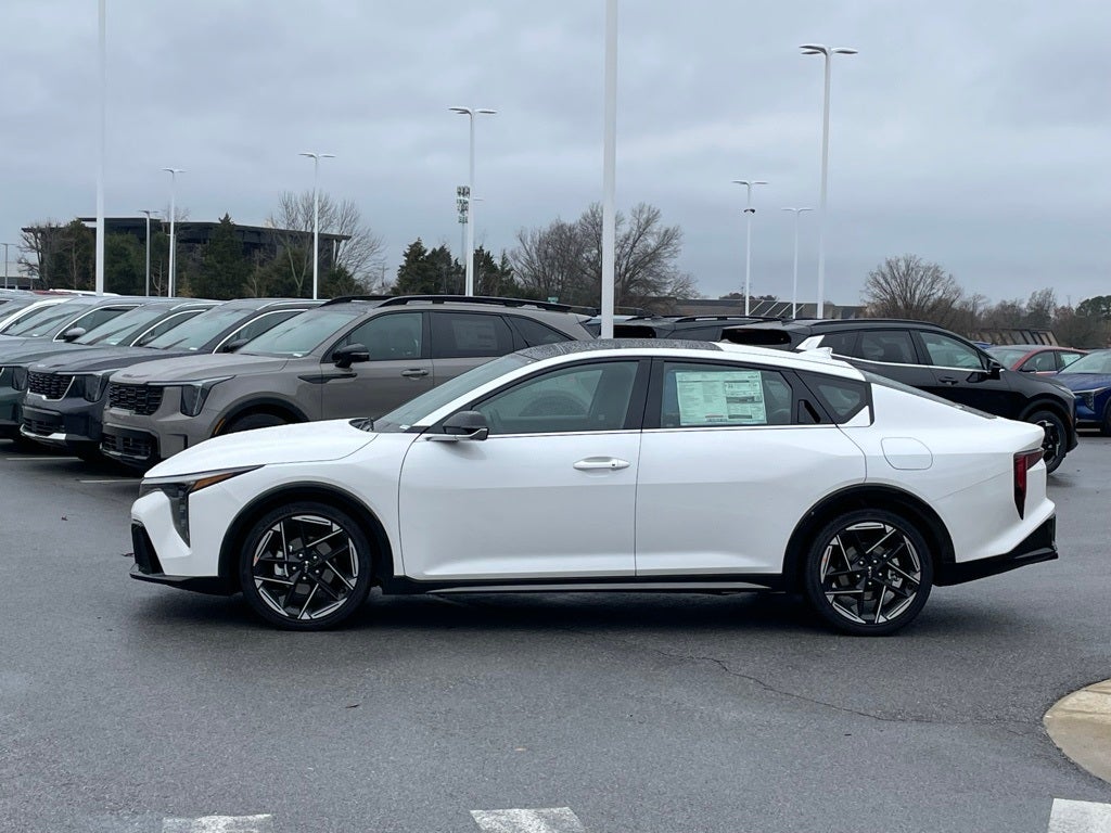 2025 Kia K4 GT-Line