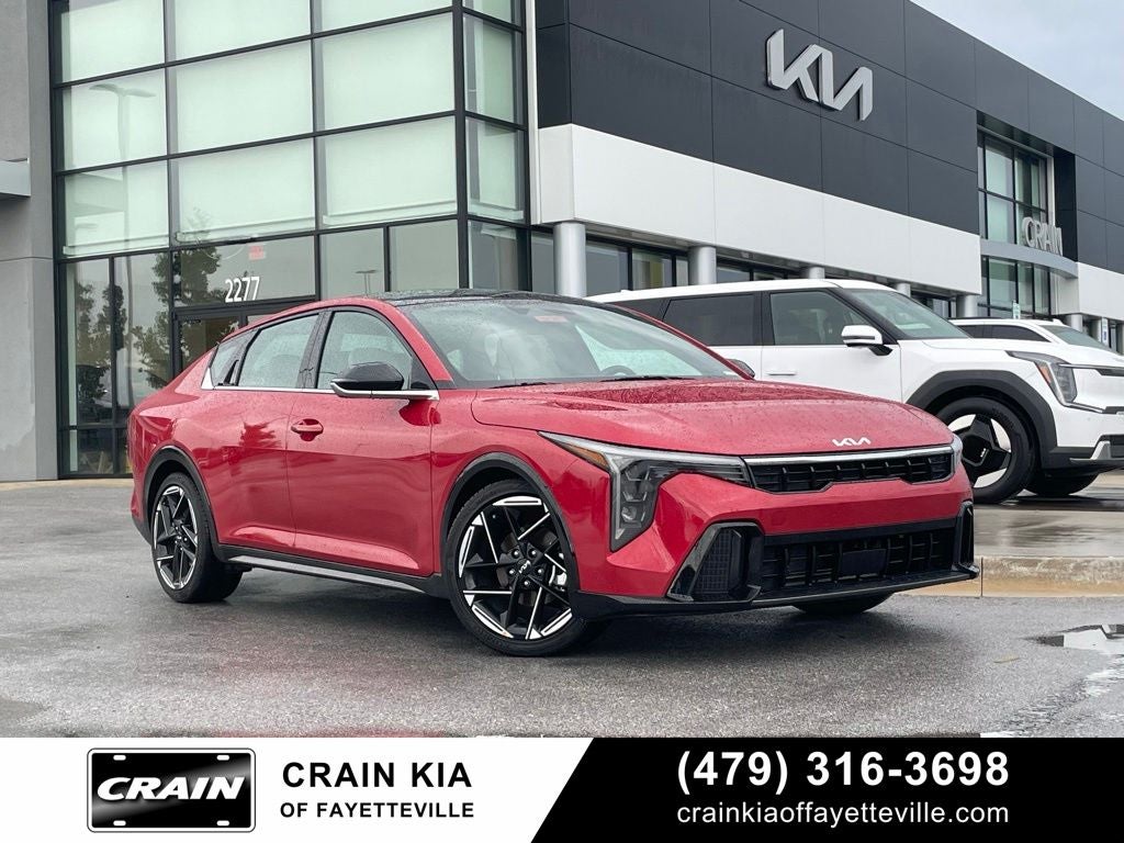 2025 Kia K4 GT-Line AT's photo