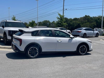 2026 Kia K4 EX