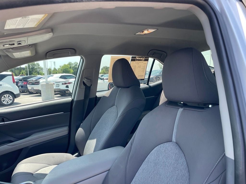 2022 Toyota Camry LE - APPLE CARPLAY / 8 WAY POWER DRIVER SEAT