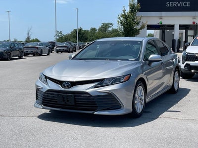 2022 Toyota Camry LE - APPLE CARPLAY / 8 WAY POWER DRIVER SEAT