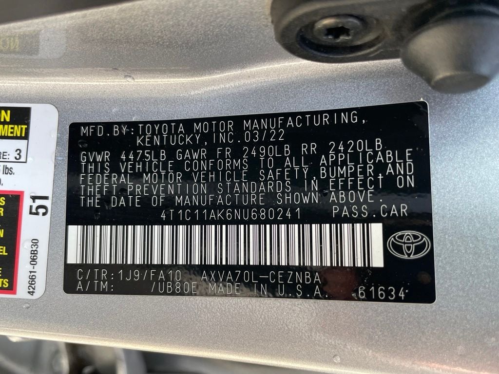 2022 Toyota Camry LE - APPLE CARPLAY / 8 WAY POWER DRIVER SEAT