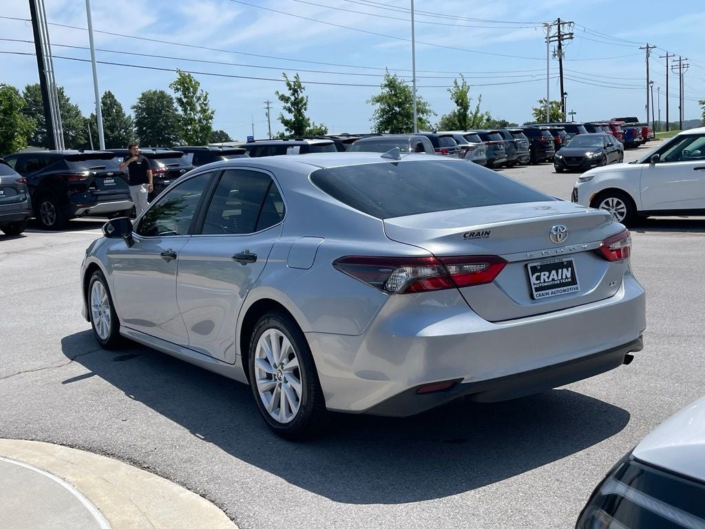 2022 Toyota Camry LE - APPLE CARPLAY / 8 WAY POWER DRIVER SEAT