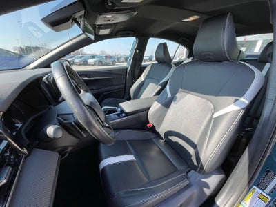 2025 Toyota Camry SE - WIRELESS CHARGING / BLIND SPOT MONITOR