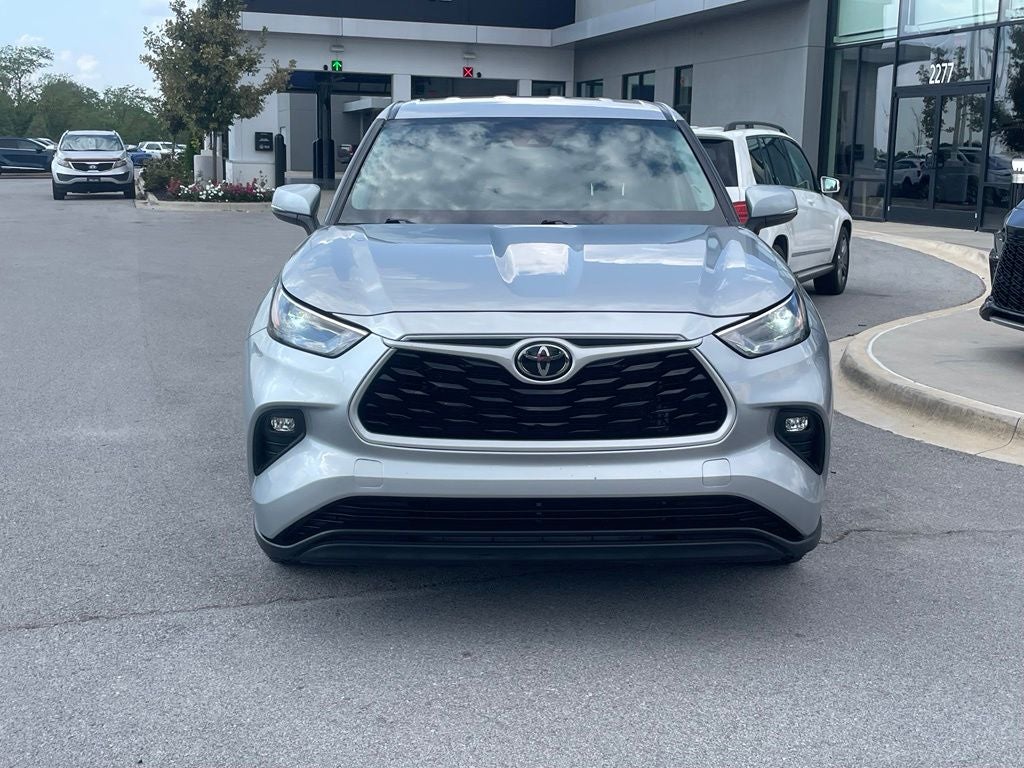 2024 Toyota Highlander LE - 3RD ROW / POWER LIFTGATE