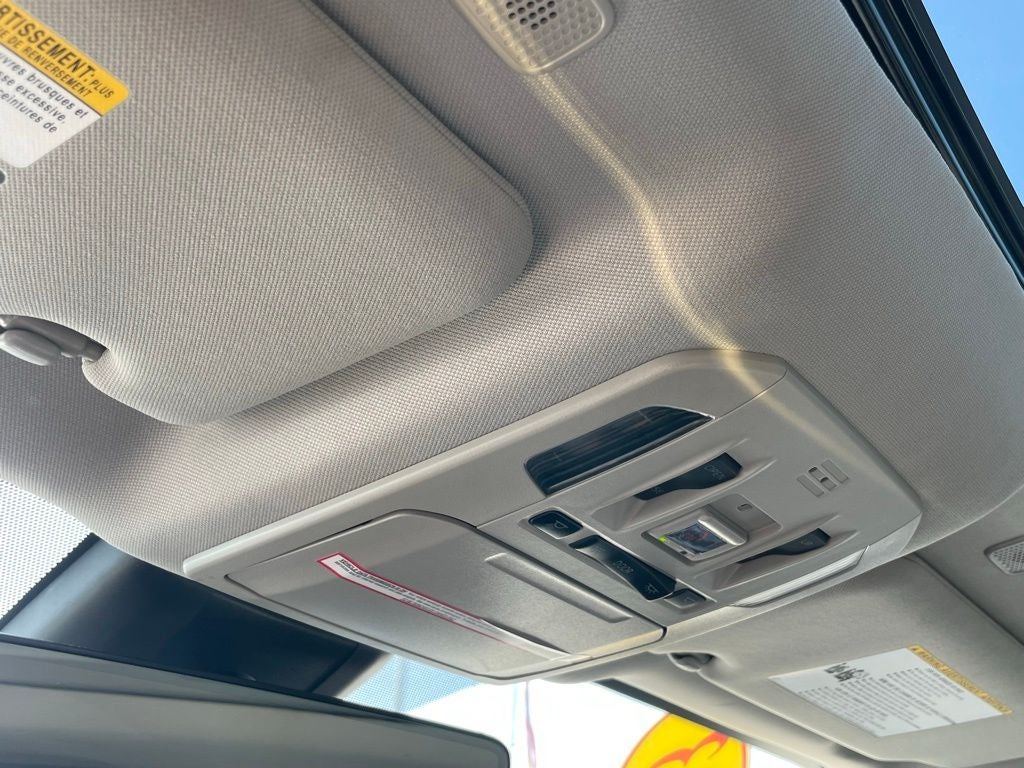 2023 Toyota Highlander Hybrid Limited - MOONROOF / VENTILATED SEATS