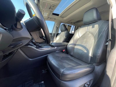 2023 Toyota Highlander Hybrid Limited - MOONROOF / VENTILATED SEATS