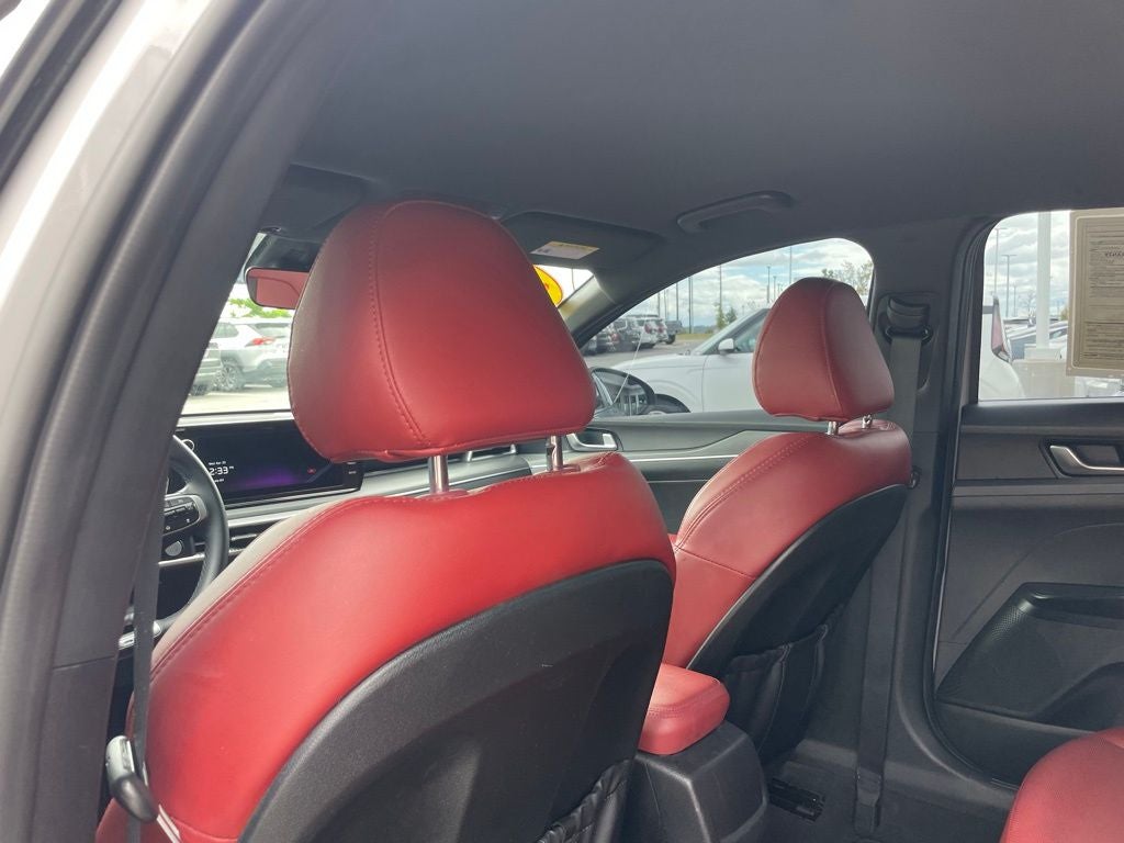 2023 Kia K5 GT-Line - RED INTERIOR / WIRELESS CHARGER