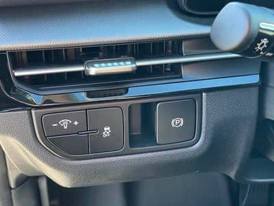 2027 Kia Sportage LX