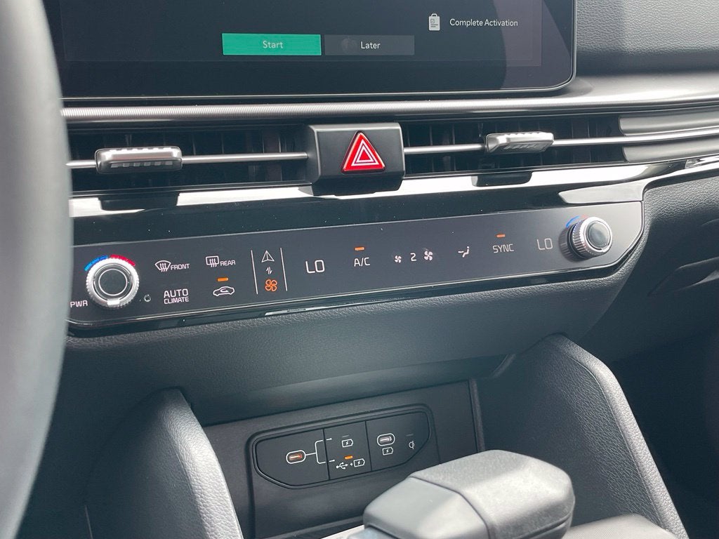 2027 Kia Sportage EX