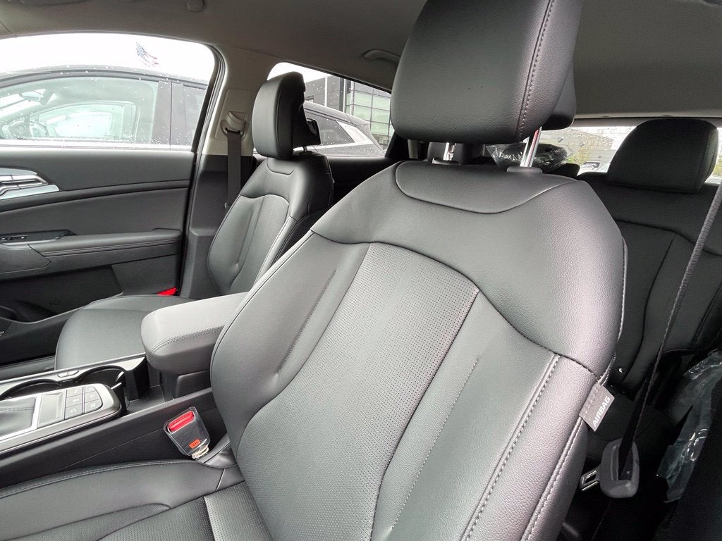 2027 Kia Sportage EX