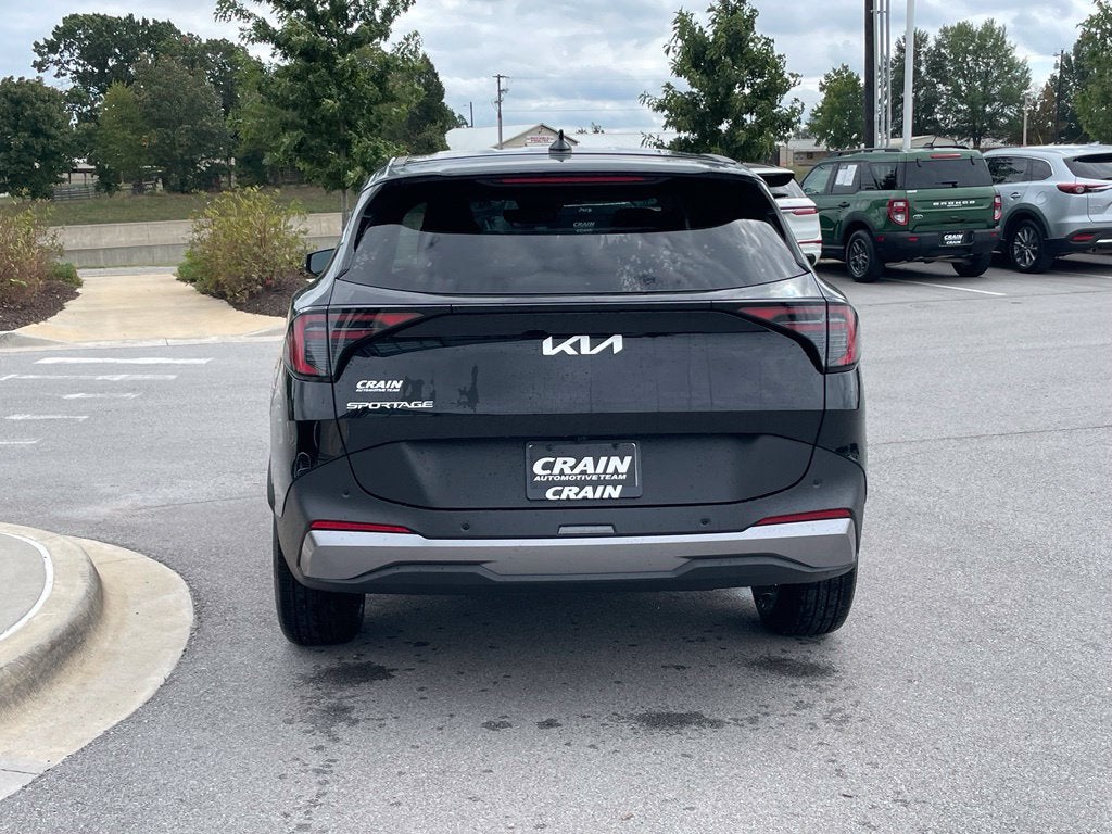 2027 Kia Sportage EX