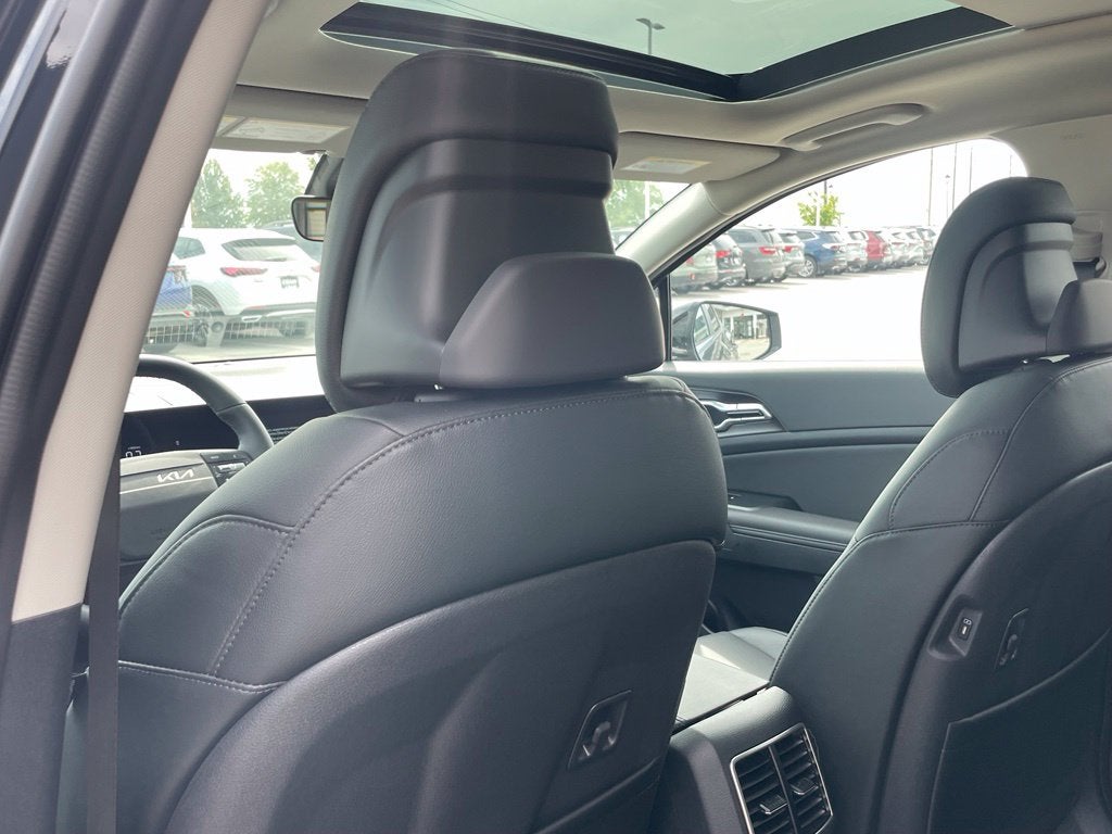 2027 Kia Sportage EX