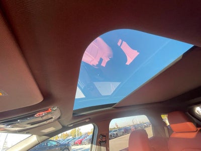 2026 Kia Sportage SX-Prestige - CARMINE RED INTERIOR COLOR PKG