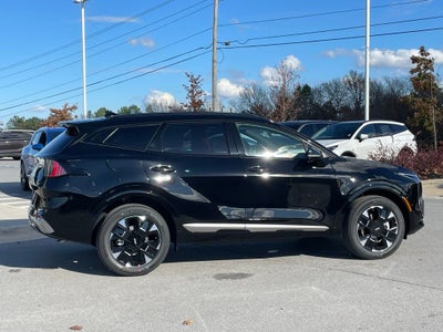 2026 Kia Sportage SX-Prestige - CARMINE RED INTERIOR COLOR PKG