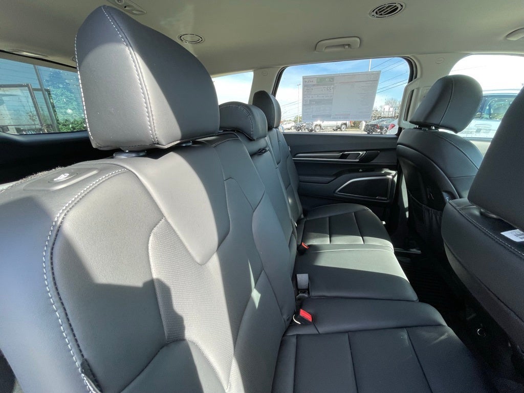 2025 Kia Telluride LX
