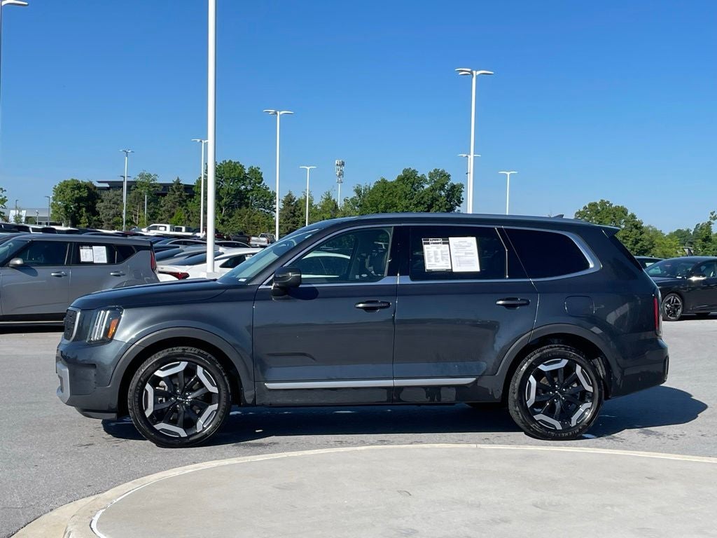 2023 Kia Telluride EX - KIA CERTIFIED / NAVIGATION