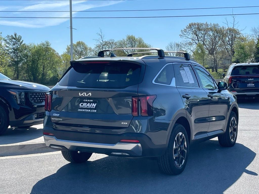 2024 Kia Sorento S