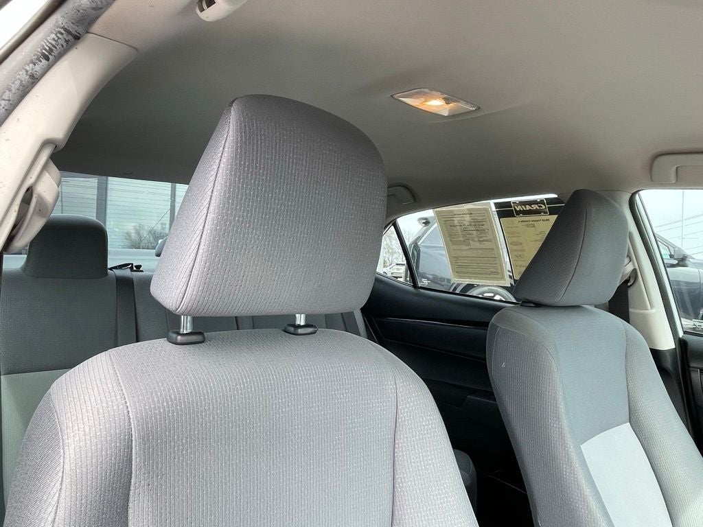 2018 Toyota Corolla L - CD PLAYER / 36 MPG