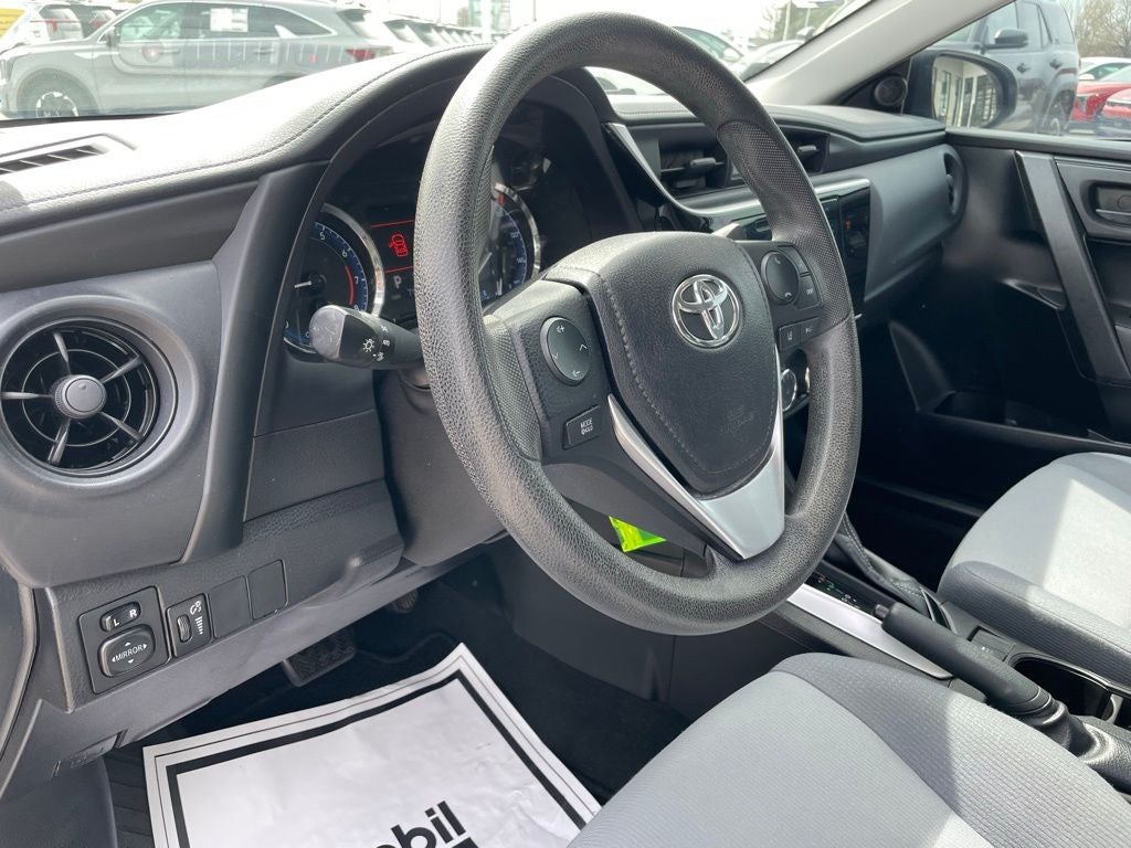 2018 Toyota Corolla L - CD PLAYER / 36 MPG