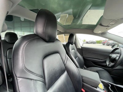 2018 Tesla Model 3 Long Range - NEW TIRES / PARKING ASSIST