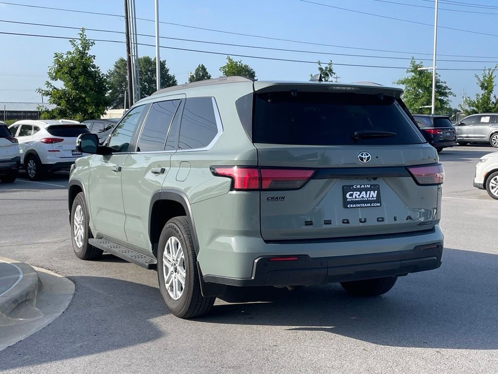 2025 Toyota Sequoia SR5 - 9520 LB TOWING CAPACITY / WIRELESS CARPLAY