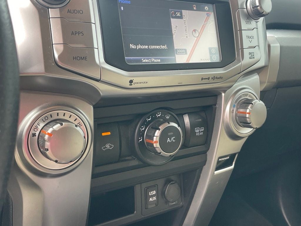 2018 Toyota 4Runner SR5 Premium - 1 OWNER / CLEAN CARFAX