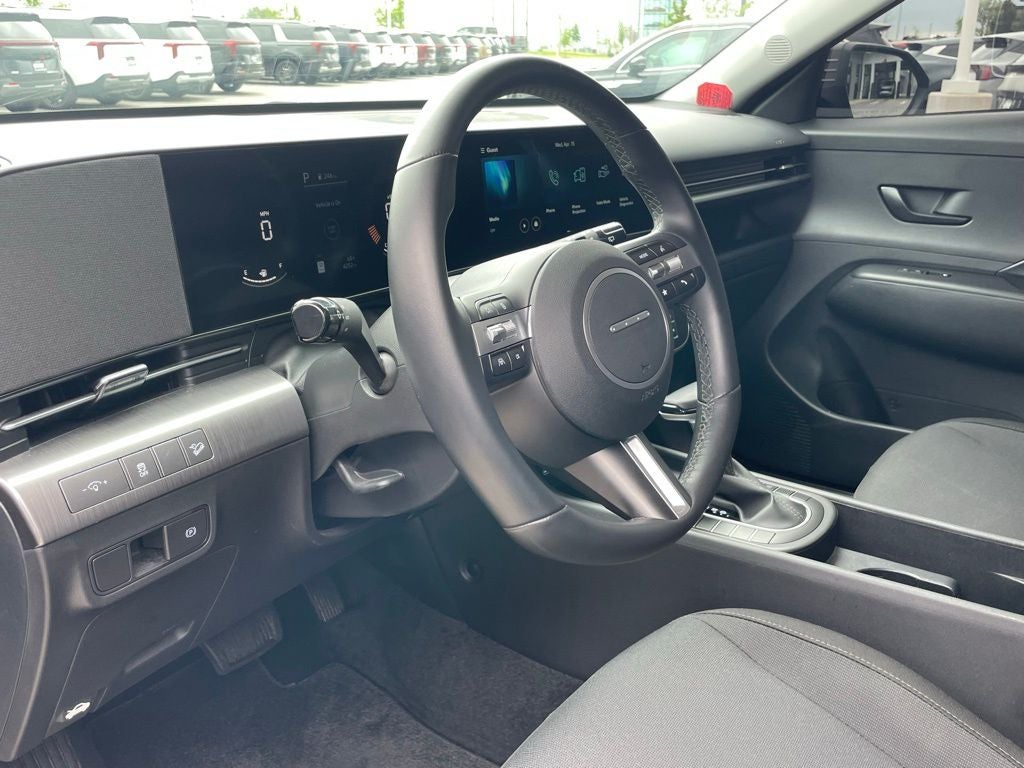 2025 Hyundai Kona SEL - WIRELESS CARPLAY / 12" DISPLAY