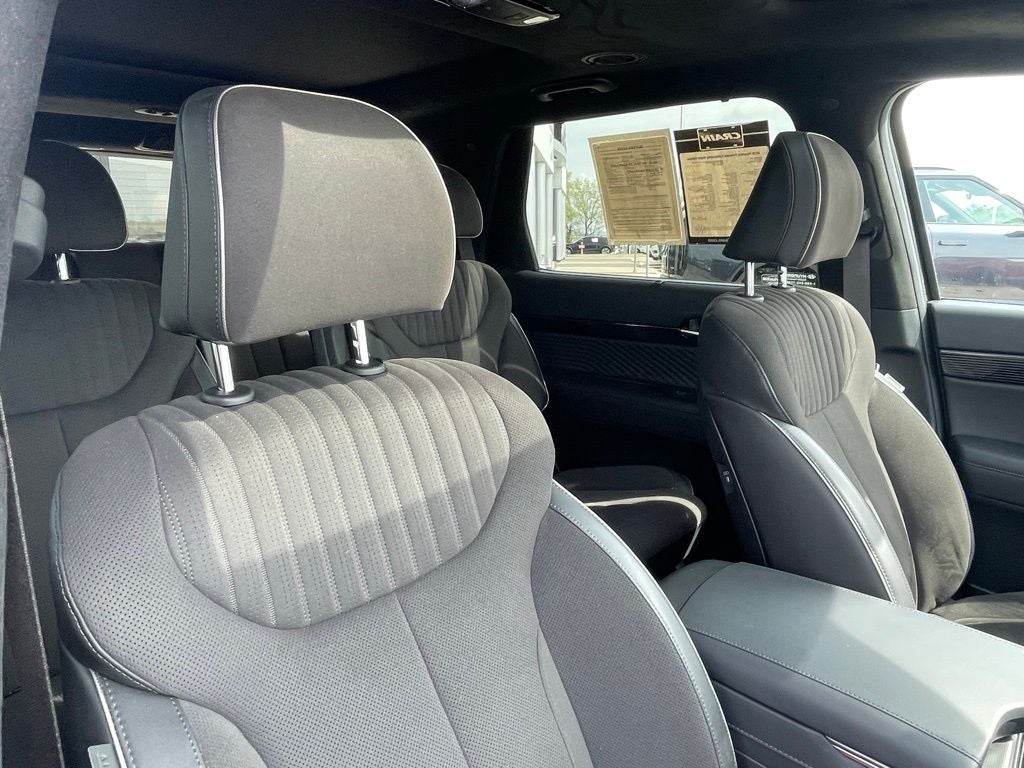 2025 Hyundai Palisade Calligraphy Night Edition - VENTILATED 2ND ROW