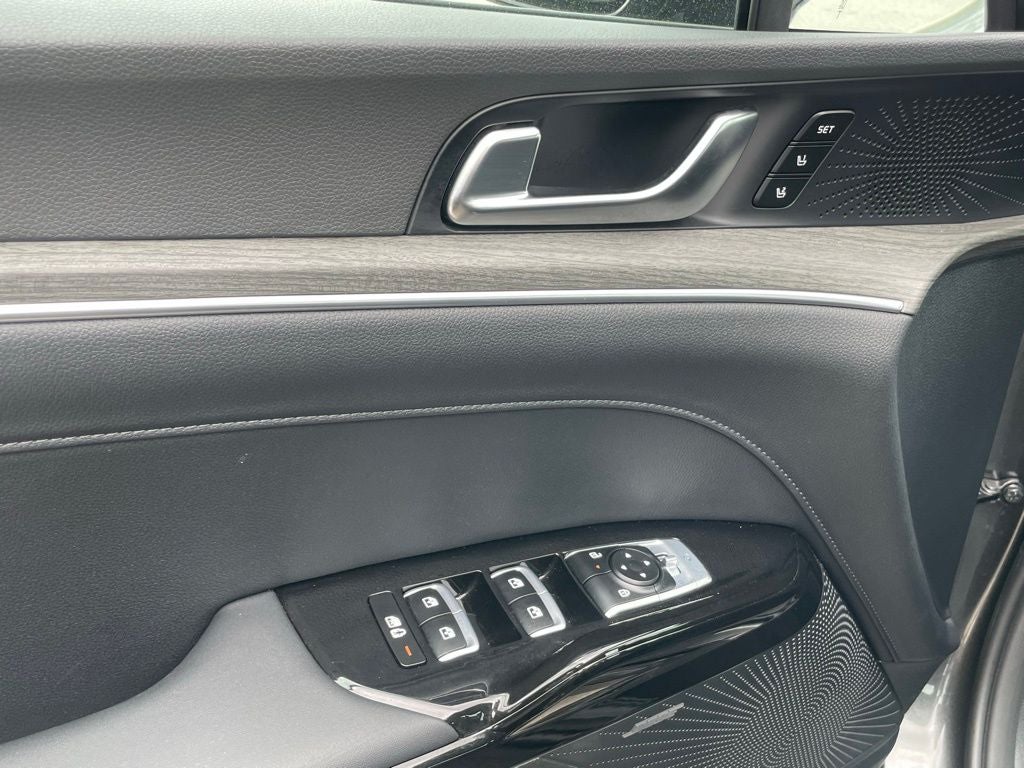 2025 Kia K5 EX