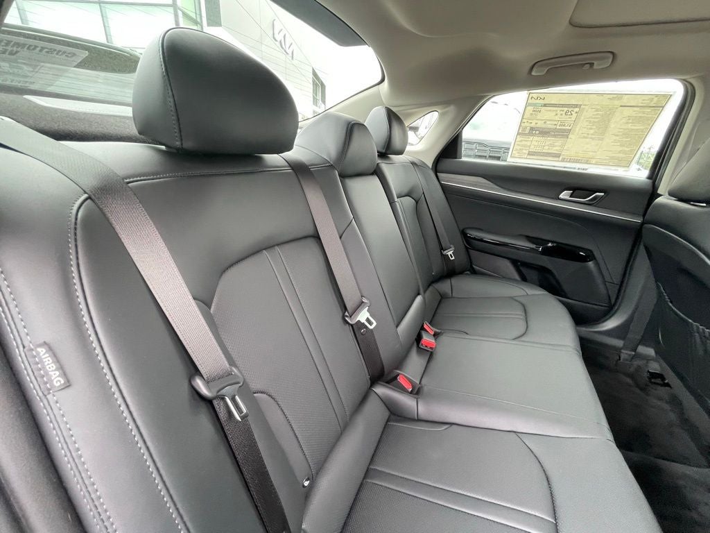 2025 Kia K5 EX
