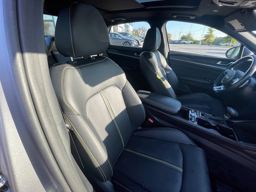 2025 Kia K5 GT - KIA CERTIFIED / POWER MOONROOF