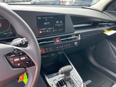 2026 Kia Niro LX