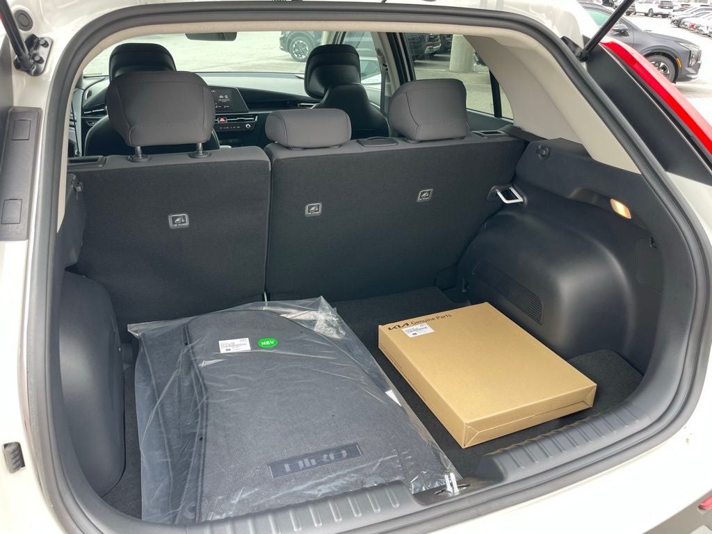 2026 Kia Niro LX