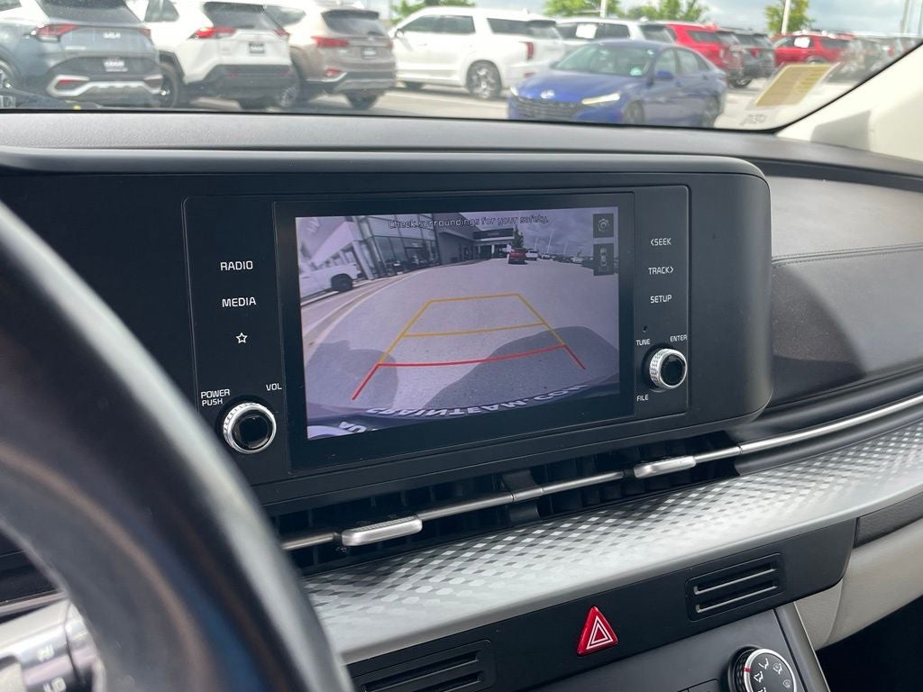 2022 Kia Carnival LXS - REMOVABLE 2ND ROW / POWER SLIDING DOORS