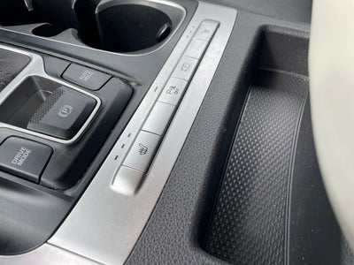 2022 Kia Carnival LXS - REMOVABLE 2ND ROW / POWER SLIDING DOORS