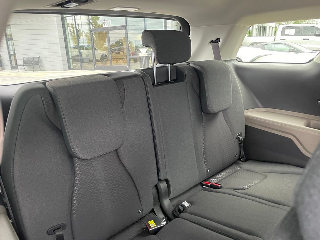 2026 Kia Carnival LX