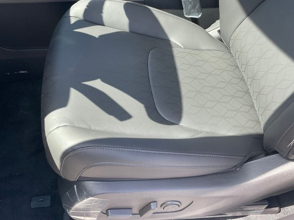 2027 Kia Carnival LXS