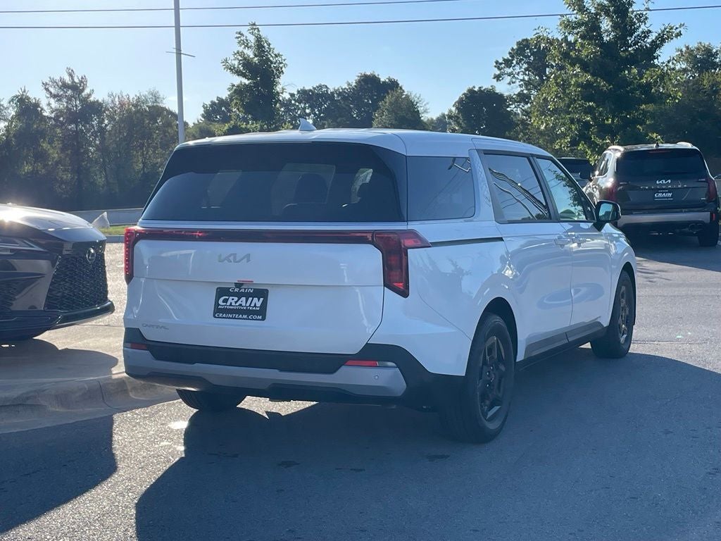 2027 Kia Carnival LXS