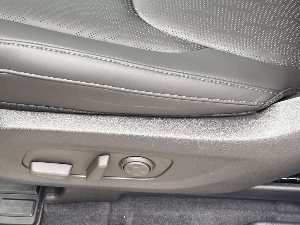 2027 Kia Carnival LXS
