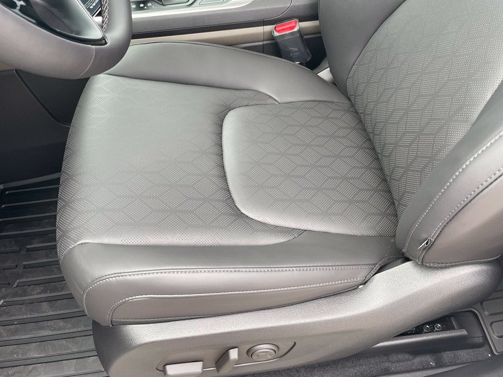 2027 Kia Carnival LXS