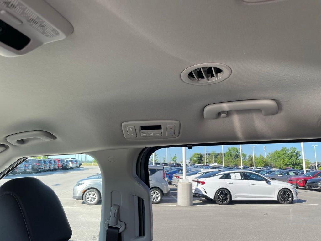 2026 Kia Carnival EX