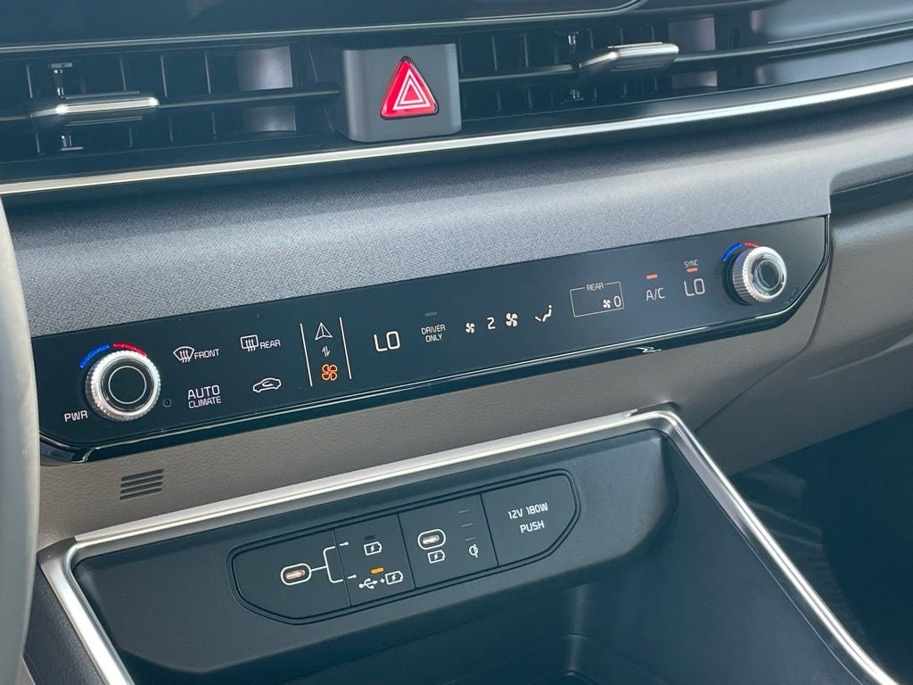 2026 Kia Carnival Hybrid EX