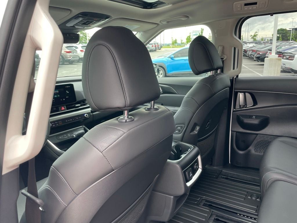 2026 Kia Carnival SX