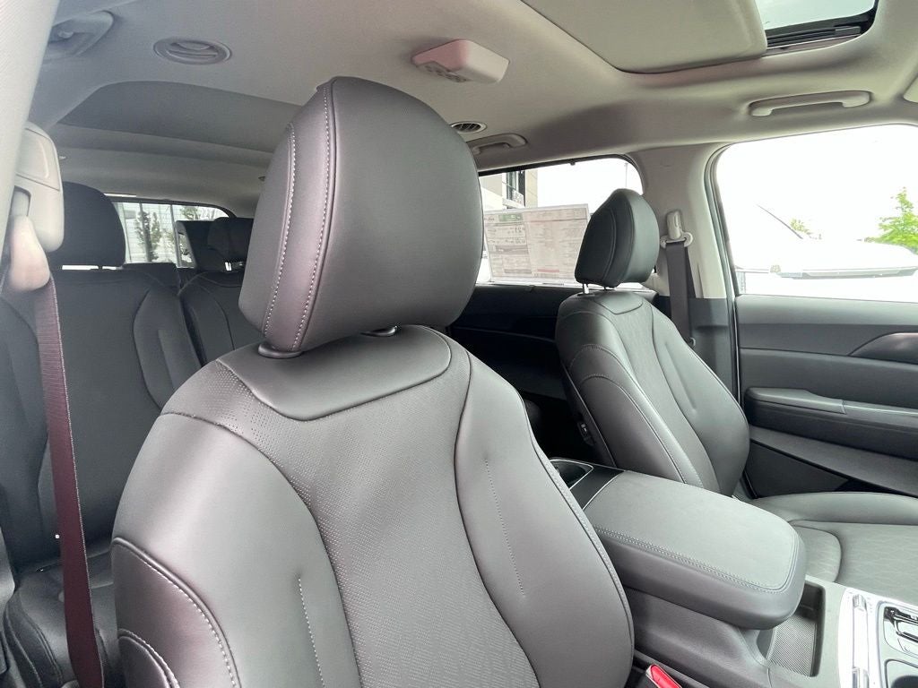 2026 Kia Carnival SX