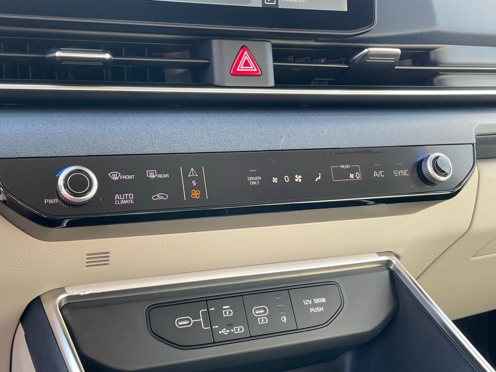 2026 Kia Carnival Hybrid SX