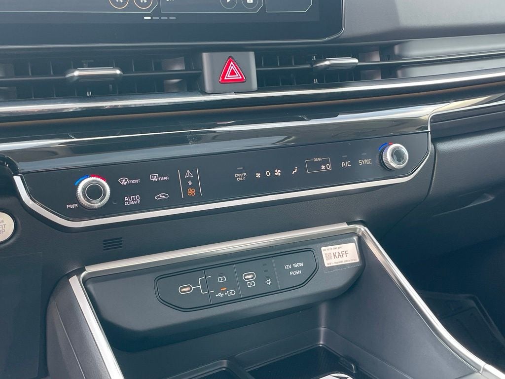 2027 Kia Carnival Hybrid SX Prestige