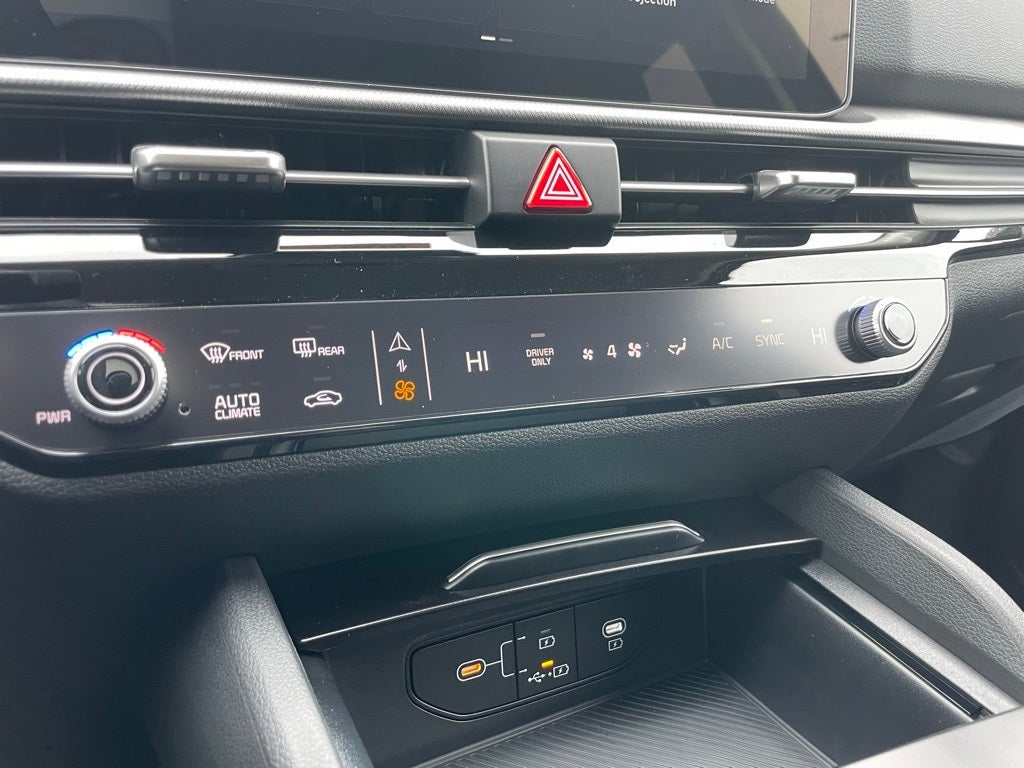 2026 Kia Sportage Hybrid LX