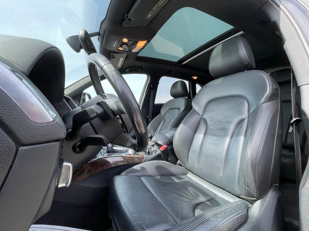 2016 Audi Q5 3.0T Prestige QUATTRO - HEATED CUP HOLDERS / PANORAMIC ROOF