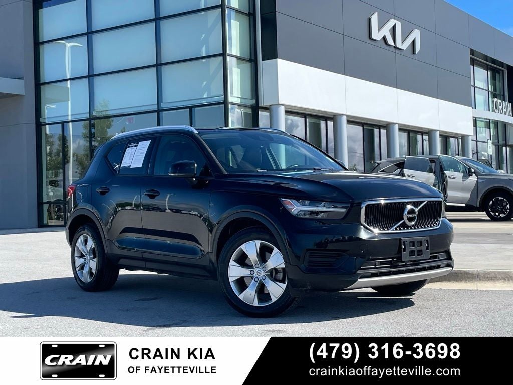 2020 Volvo XC40 Momentum - POWER TAILGATE / MEMORY SEATS